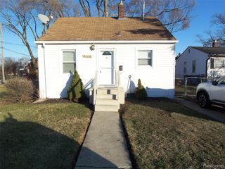 21832 Conners Avenue, Warren, MI 48091