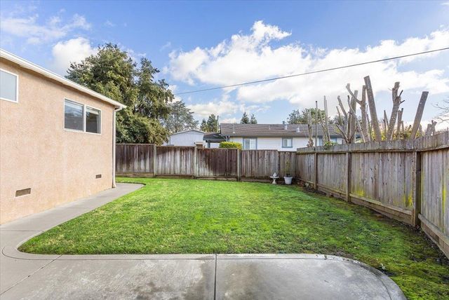 3975 Wilson Ave, Castro Valley, CA 94546