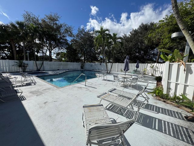 9777 Nickels Boulevard 705, Boynton Beach, FL 33436