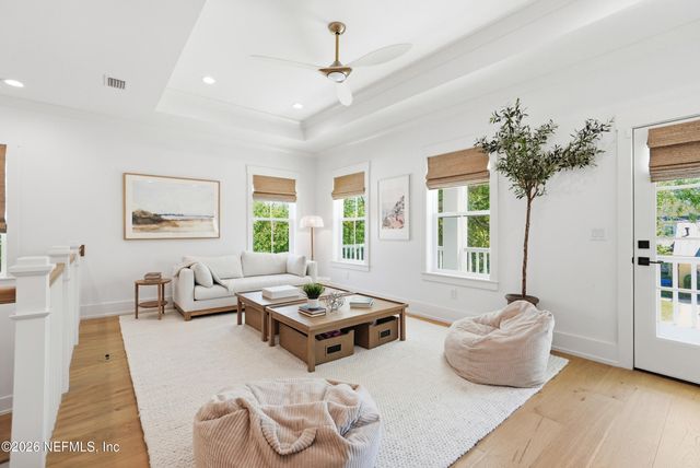 35 JEFFERSON Avenue, Ponte Vedra Beach, FL 32082