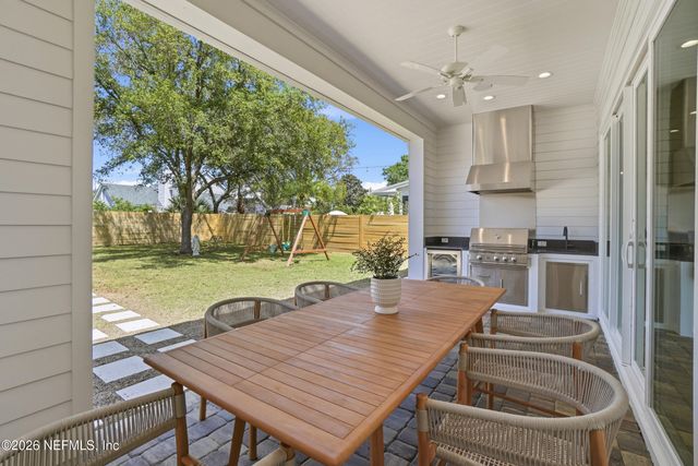 35 JEFFERSON Avenue, Ponte Vedra Beach, FL 32082