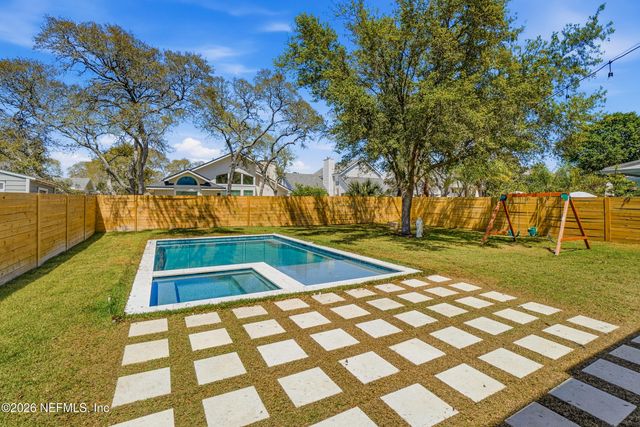 35 JEFFERSON Avenue, Ponte Vedra Beach, FL 32082