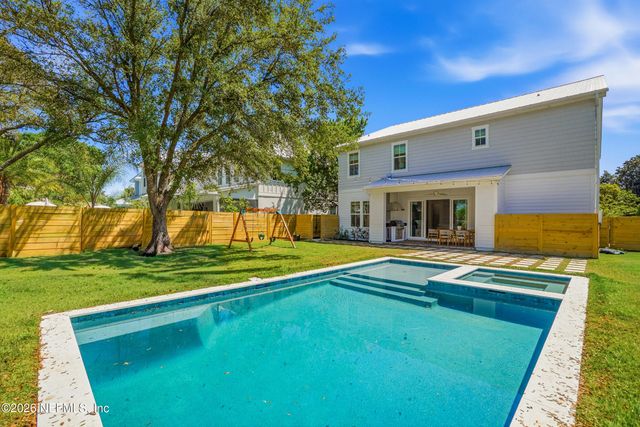 35 JEFFERSON Avenue, Ponte Vedra Beach, FL 32082