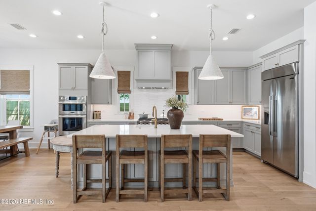 35 JEFFERSON Avenue, Ponte Vedra Beach, FL 32082