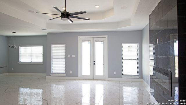 792 Lake Valley, La Vernia, TX 78121