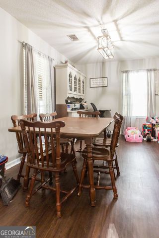 3602 Meadow Lane, Blackshear, GA 31516