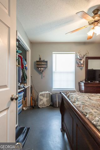 3602 Meadow Lane, Blackshear, GA 31516