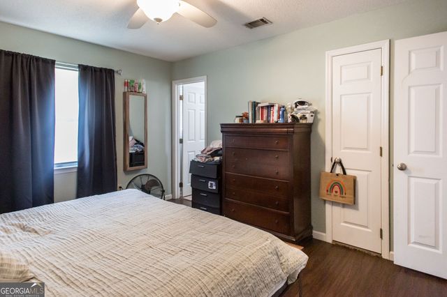 3602 Meadow Lane, Blackshear, GA 31516