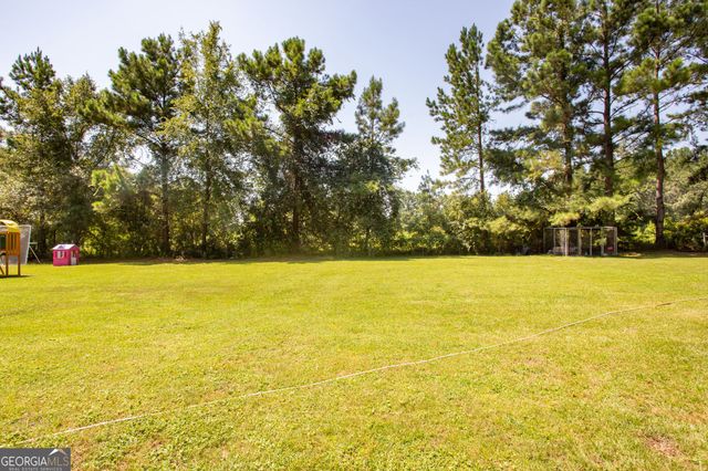 3602 Meadow Lane, Blackshear, GA 31516