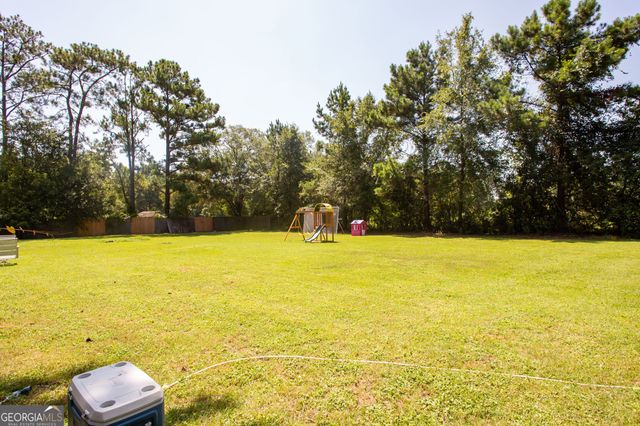 3602 Meadow Lane, Blackshear, GA 31516