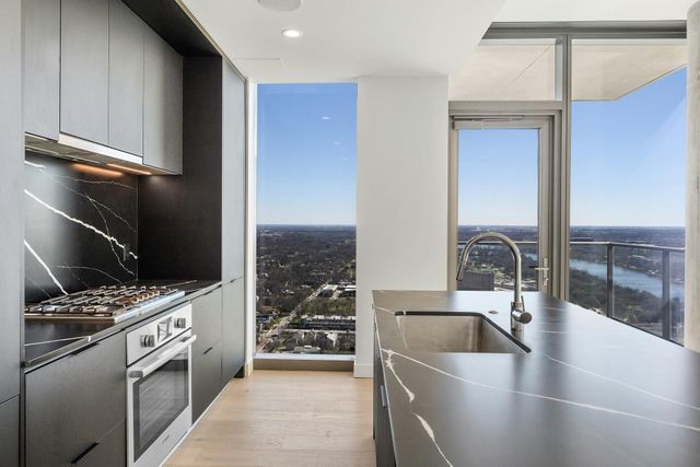 44 East Ave 3010, Austin, TX 78701
