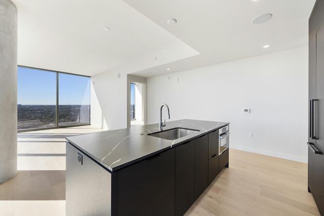 44 East Ave 3010, Austin, TX 78701