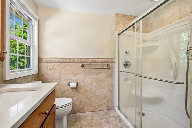 6 Briarwood Dr, Danvers, MA 01923