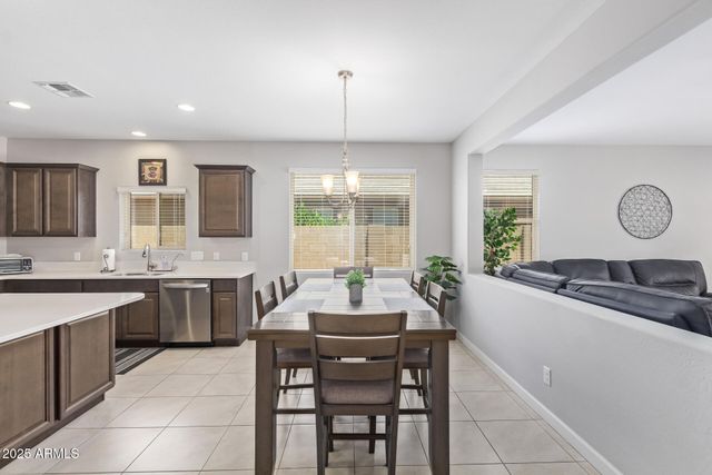 41005 W CRANE Drive, Maricopa, AZ 85138