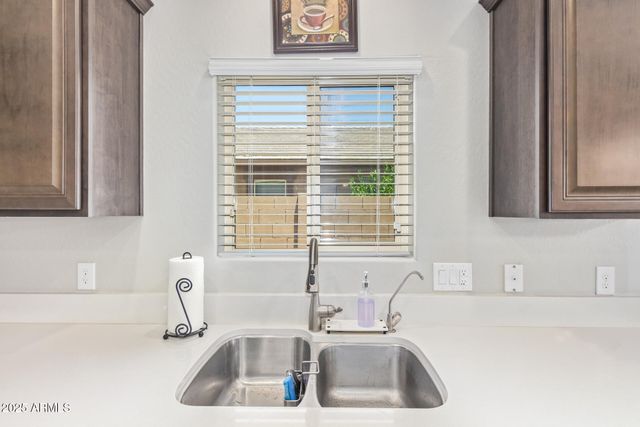 41005 W CRANE Drive, Maricopa, AZ 85138