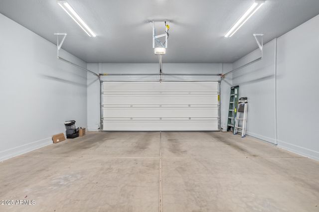 41005 W CRANE Drive, Maricopa, AZ 85138