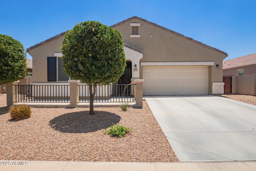 41005 W CRANE Drive, Maricopa, AZ 85138