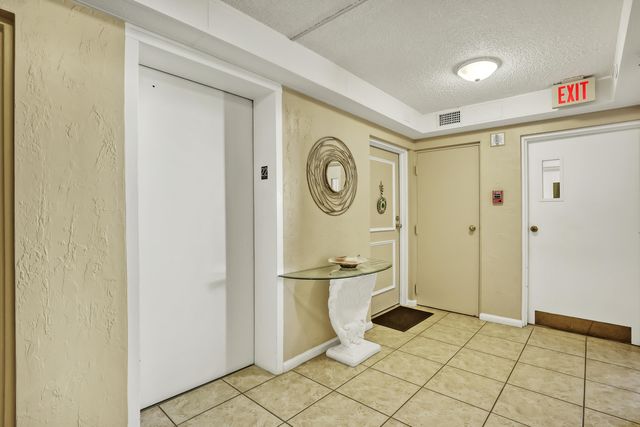 2800 N Ocean Drive A-22a, Singer Island, FL 33404