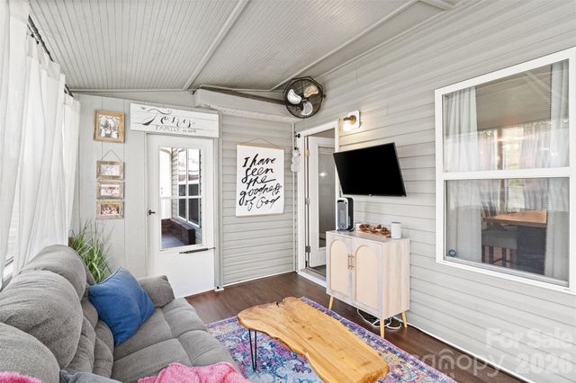 1525 Cazador Lane, York, SC 29745