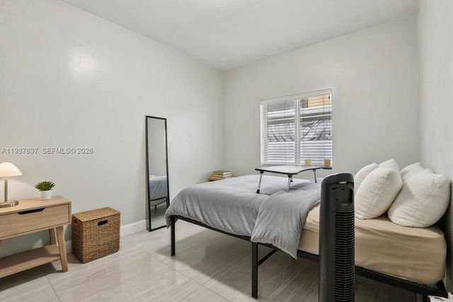 2317 NW 87th St, Miami, FL 33147