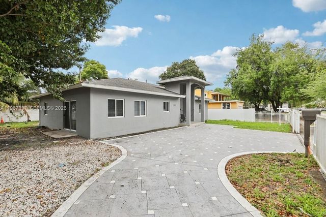 2317 NW 87th St, Miami, FL 33147