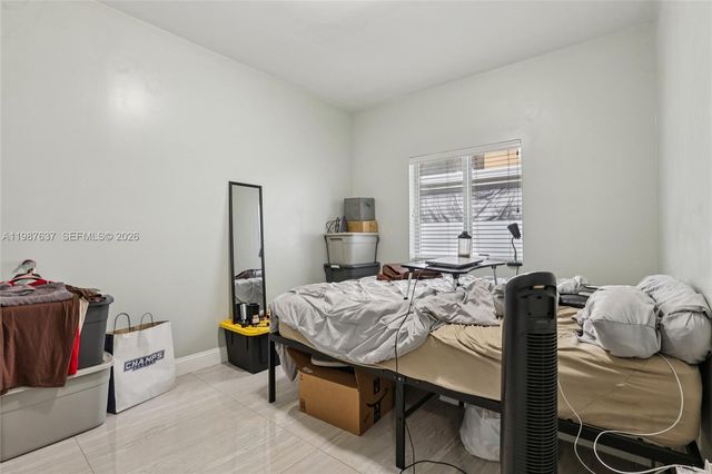 2317 NW 87th St, Miami, FL 33147