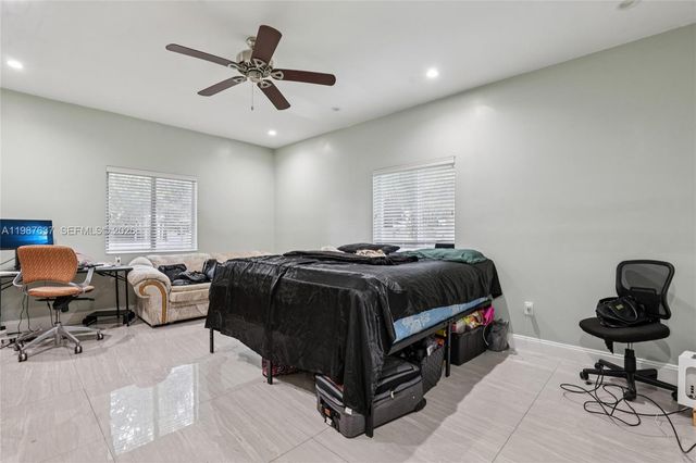 2317 NW 87th St, Miami, FL 33147