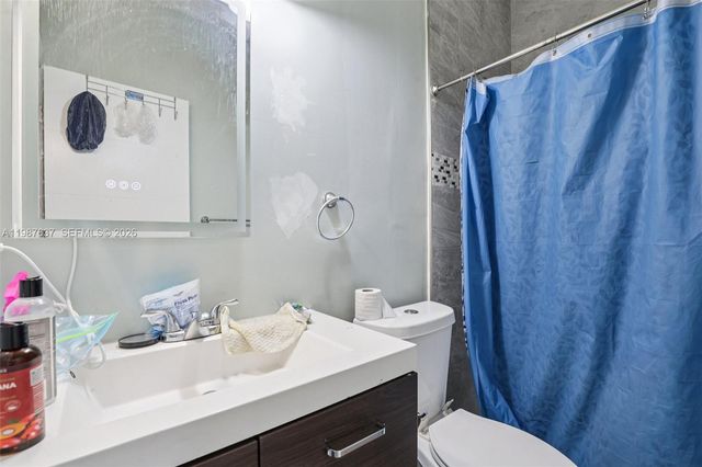 2317 NW 87th St, Miami, FL 33147