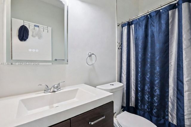 2317 NW 87th St, Miami, FL 33147