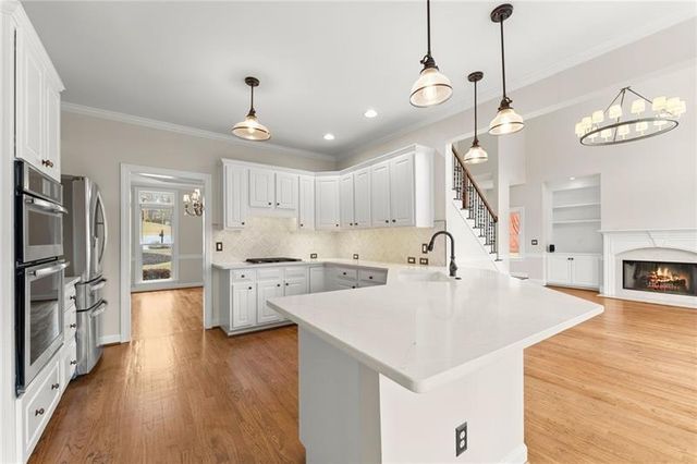 4140 River Bluf Run Way, Suwanee, GA 30024