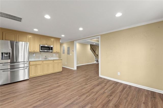 4140 River Bluf Run Way, Suwanee, GA 30024