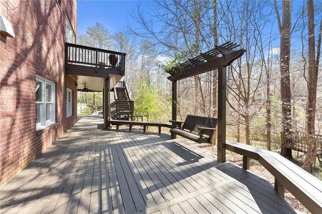4140 River Bluf Run Way, Suwanee, GA 30024