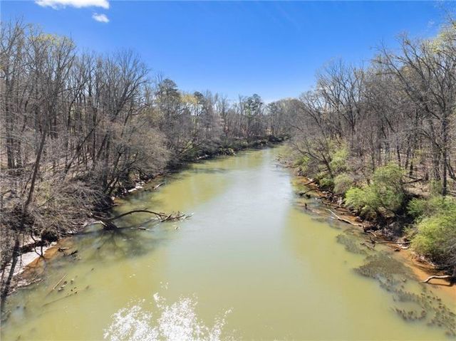 4140 River Bluf Run Way, Suwanee, GA 30024