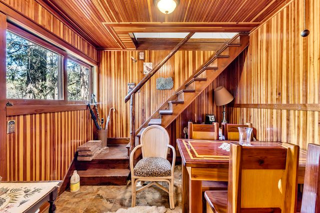 54865 Strong Dr, Idyllwild, CA 92549