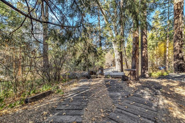54865 Strong Dr, Idyllwild, CA 92549