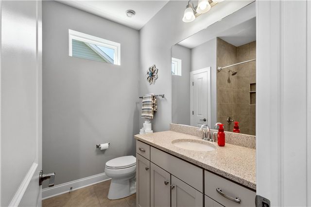 220 BRIDLE LANE, Chartiers, PA 15301