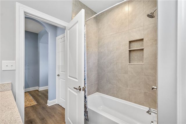 220 BRIDLE LANE, Chartiers, PA 15301