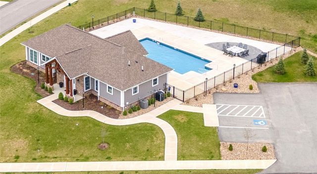 220 BRIDLE LANE, Chartiers, PA 15301