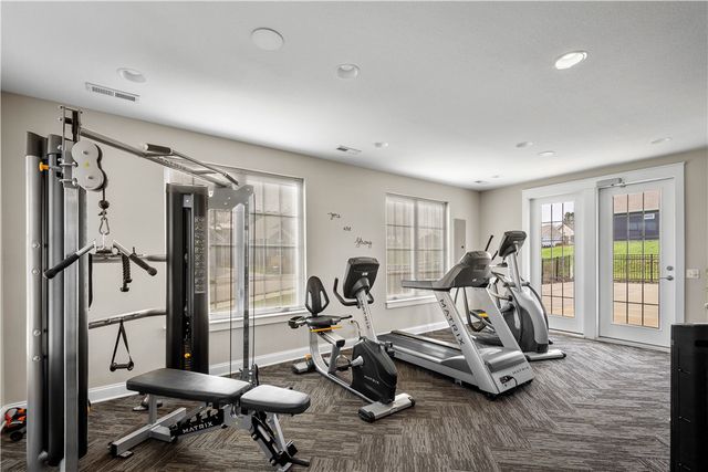 220 BRIDLE LANE, Chartiers, PA 15301