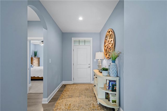 220 BRIDLE LANE, Chartiers, PA 15301