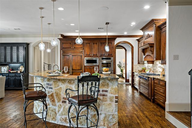 11308 Altamont Drive, Frisco, TX 75033