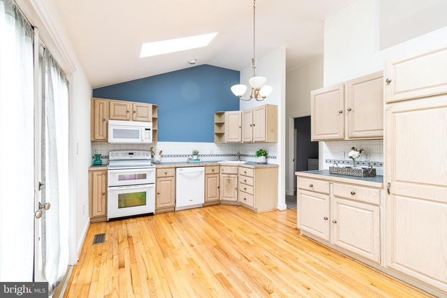 885 CECIL AVE S, Millersville, MD 21108