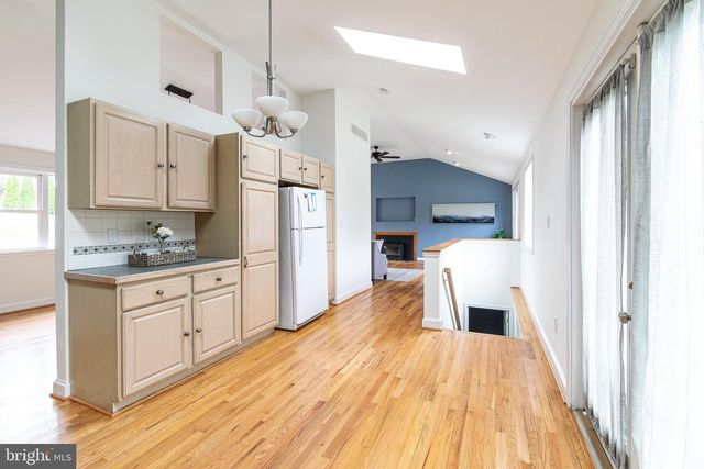 885 CECIL AVE S, Millersville, MD 21108