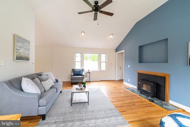 885 CECIL AVE S, Millersville, MD 21108