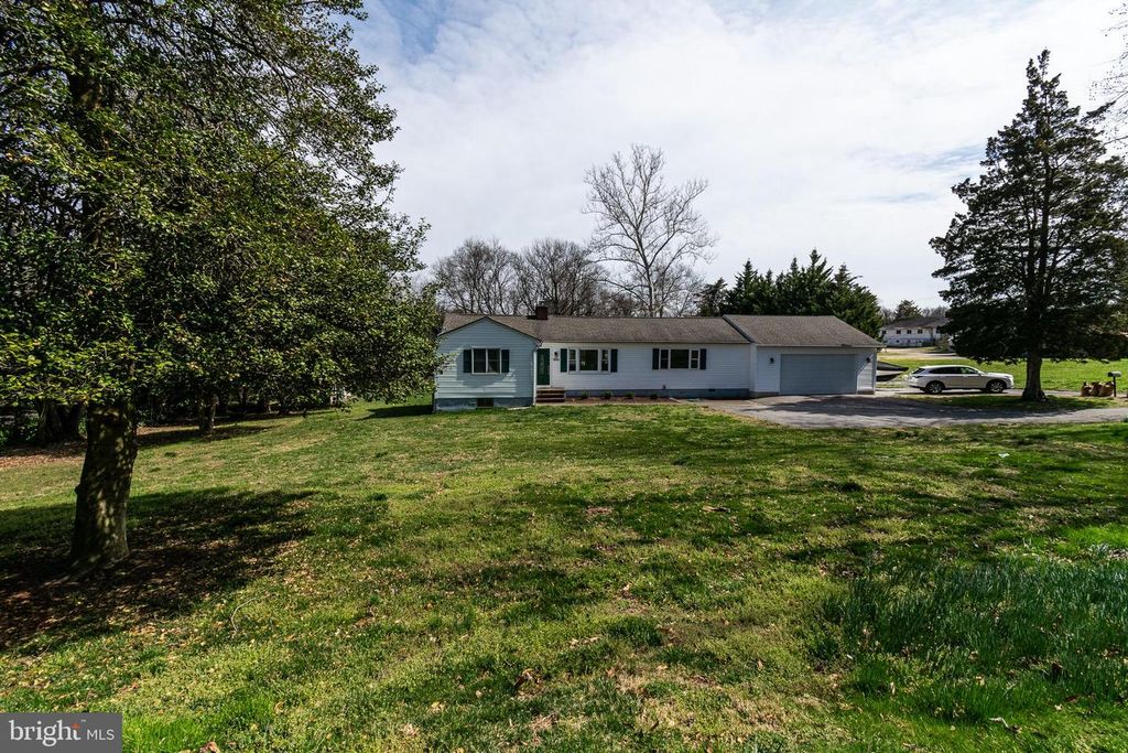 885 CECIL AVE S, Millersville, MD 21108