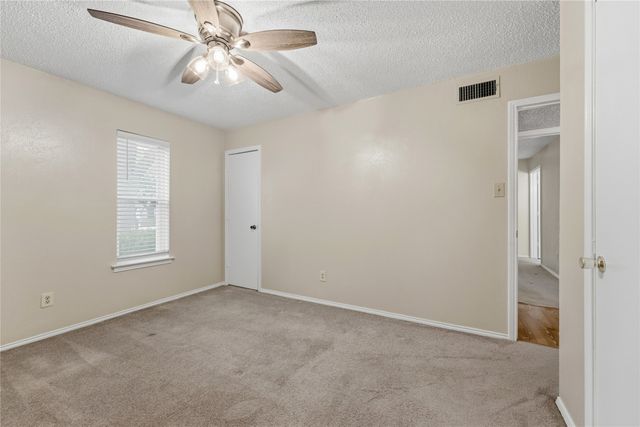 1729 Jenkins Lane 1, Glenn Heights, TX 75154