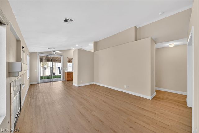 9632 Bending River Avenue, Las Vegas, NV 89129