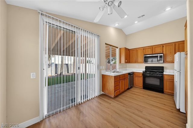 9632 Bending River Avenue, Las Vegas, NV 89129