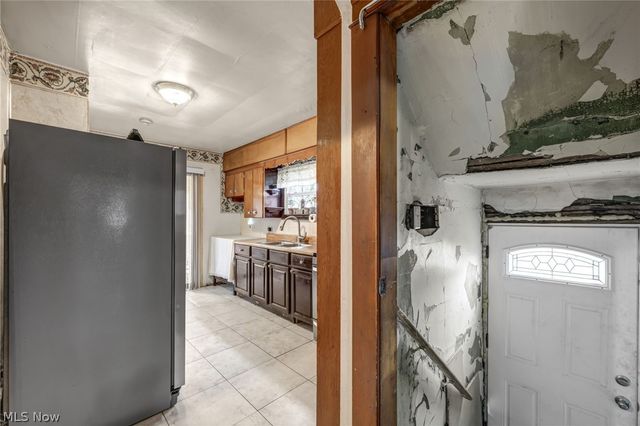 796 Allyn Street, Akron, OH 44311