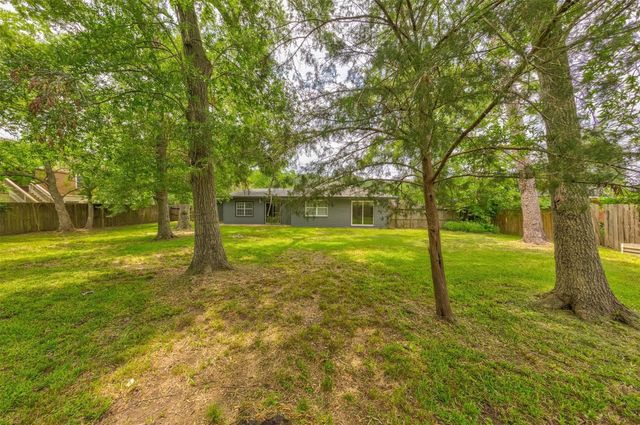 2110 Pecan Street, Dickinson, TX 77539